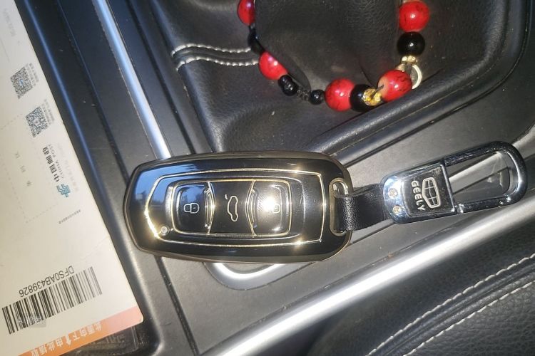 GEELY Vision X6 2018 car image #10