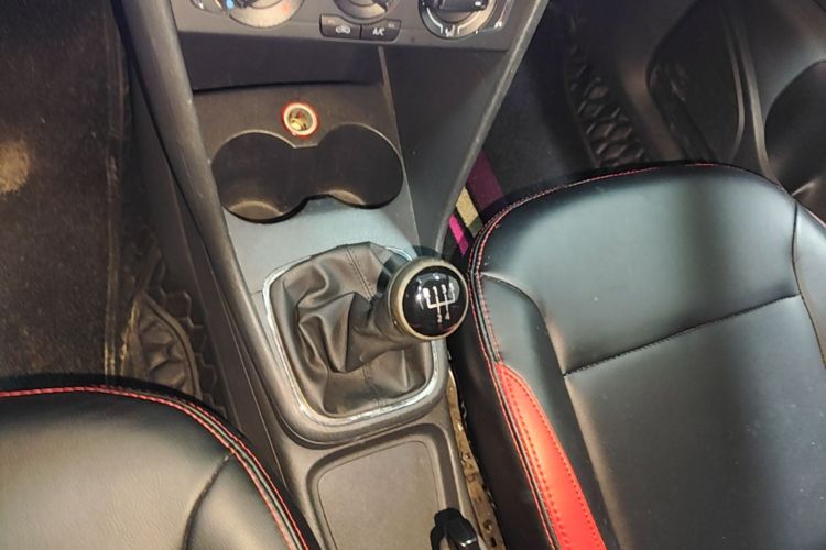 Volkswagen Polo 2016 #14 Volkswagen Polo 2016 car image #14