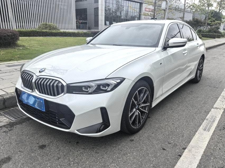 BMW 3 Series 2023 BMW 3 Series 2023 immagine di auto