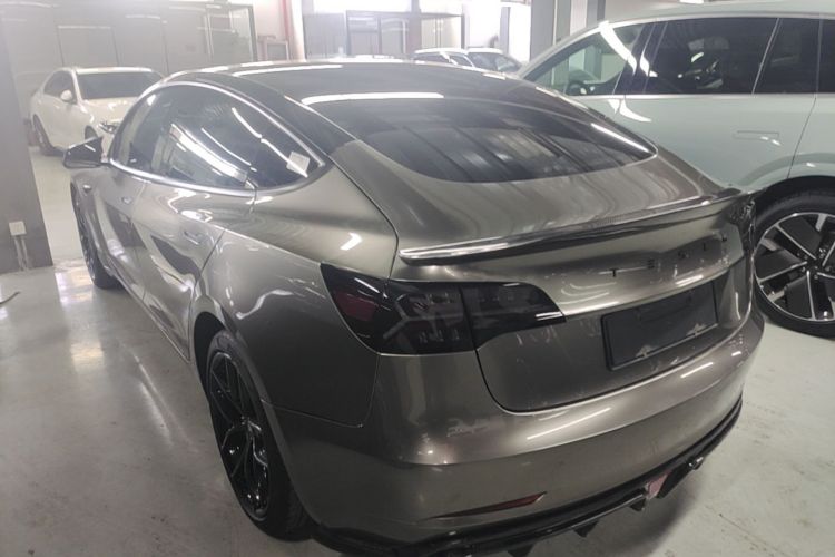 Tesla Model 3 2023 car image #7