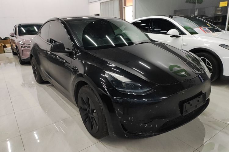 Tesla Model Y 2023 #6 Tesla Model Y 2023 car image #6