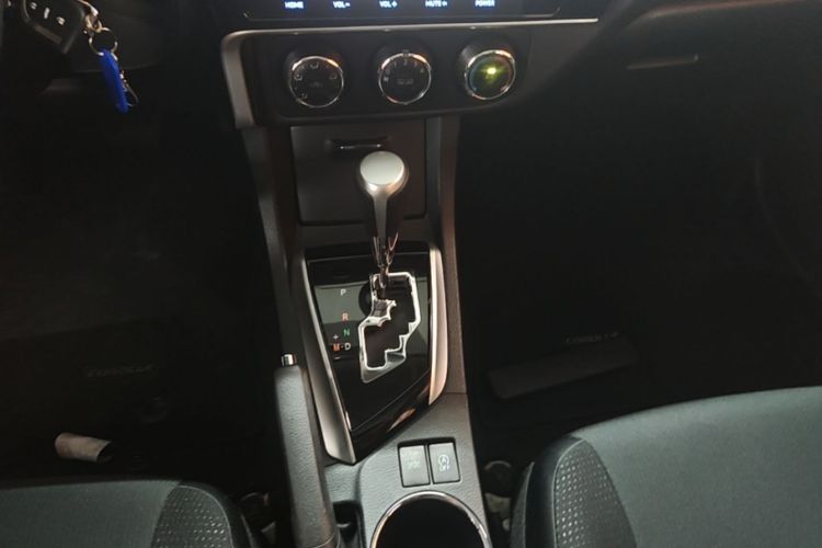 Toyota Corolla 2017 imagen de coche #14
