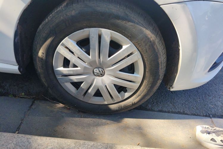 Volkswagen Polo 2018 car image #6