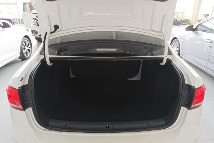 Volkswagen Lavida 2022 #19 Volkswagen Lavida 2022 car image #19