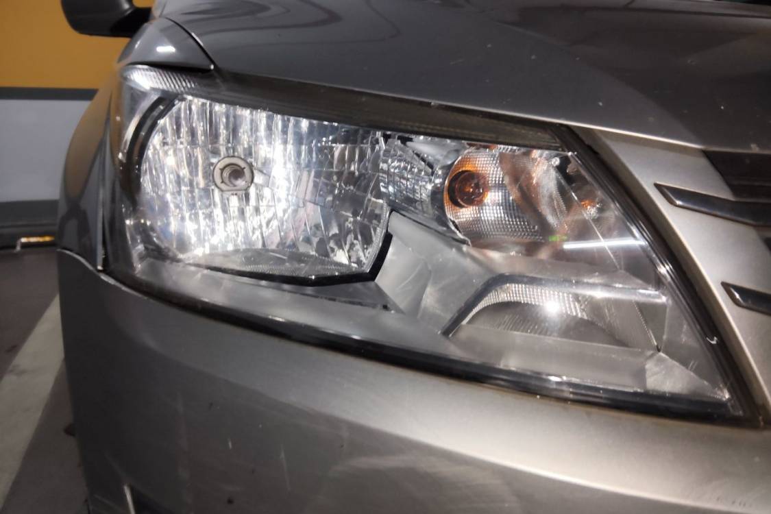 Volkswagen Santana 2015 car image #7
