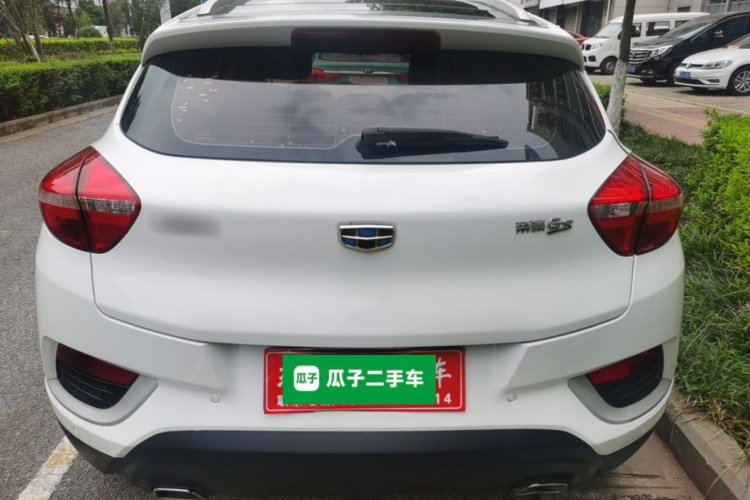 GEELY Emgrand GS 2016 car image #6