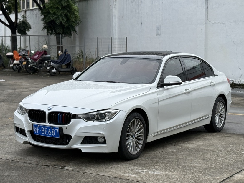 BMW 3 Series 2013 BMW 3 Series 2013 car image