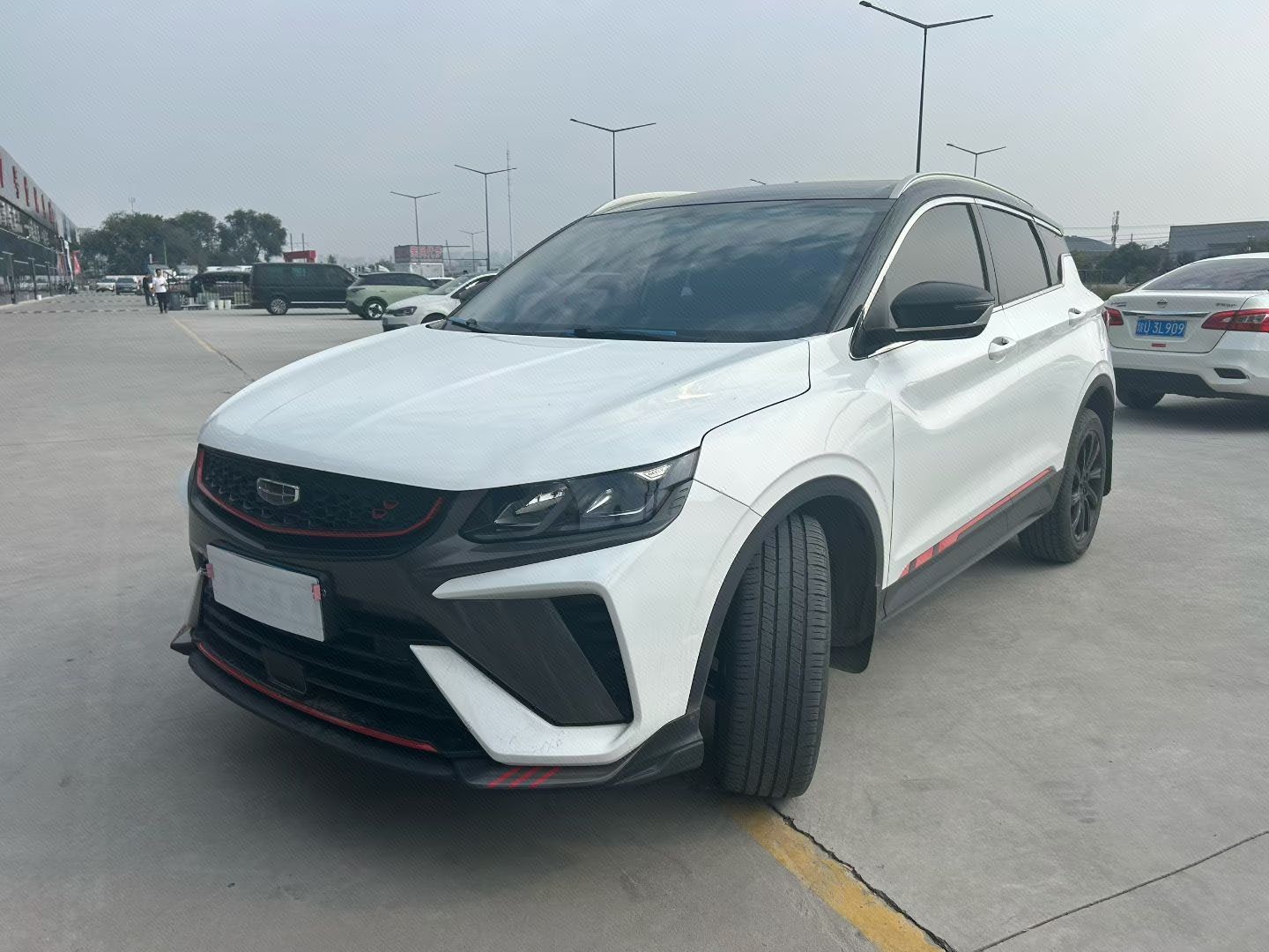 GEELY Coolray 2023 car image 
