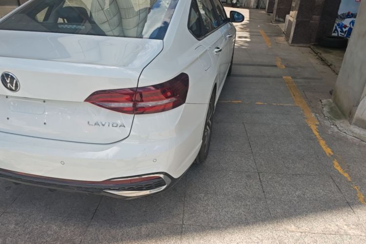 Volkswagen Lavida 2026 car image #8