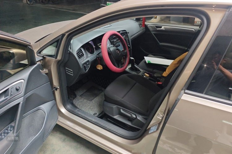 Volkswagen Golf 2015 car image #18