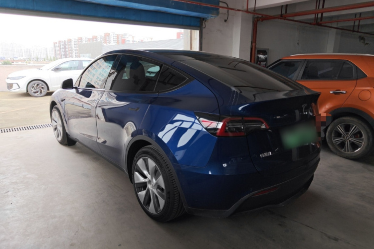 Tesla Model Y 2022 #7 Tesla Model Y 2022 car image #7