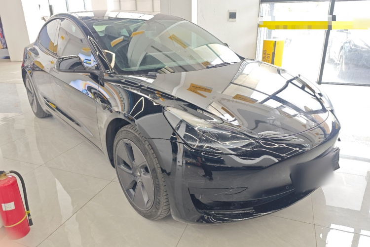 Tesla Model 3 2003 #4 Tesla Model 3 2003 car image #4