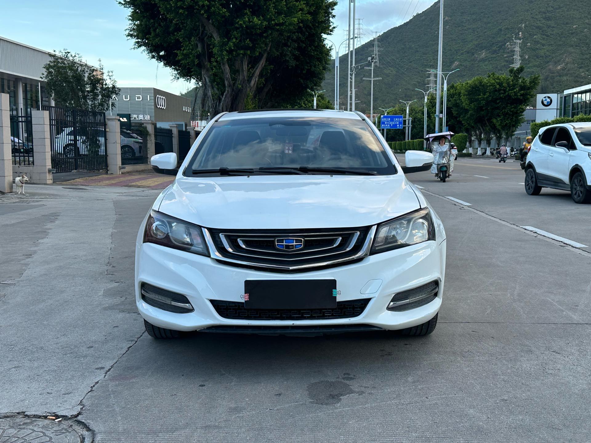 GEELY Emgrand 2017 #2 GEELY Emgrand 2017 car image #2