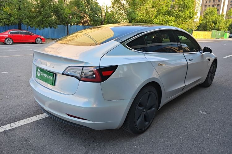 Tesla Model 3 2020 car image #7