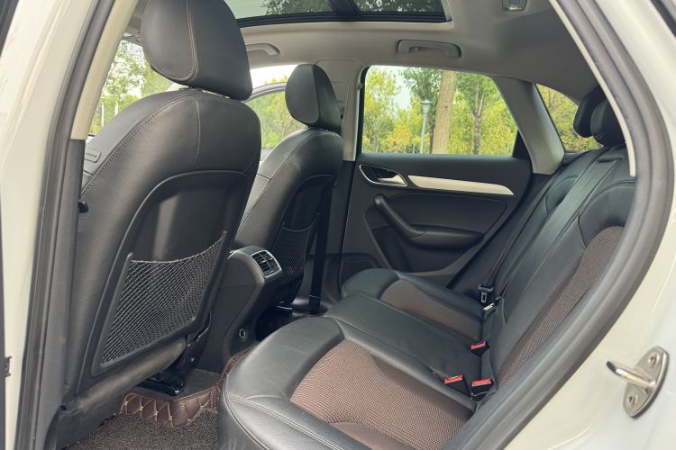 Audi Q3 2019 #13 Audi Q3 2019 car image #13