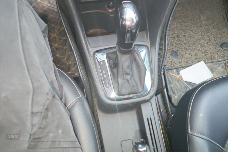 Volkswagen Santana 2016 car image #16