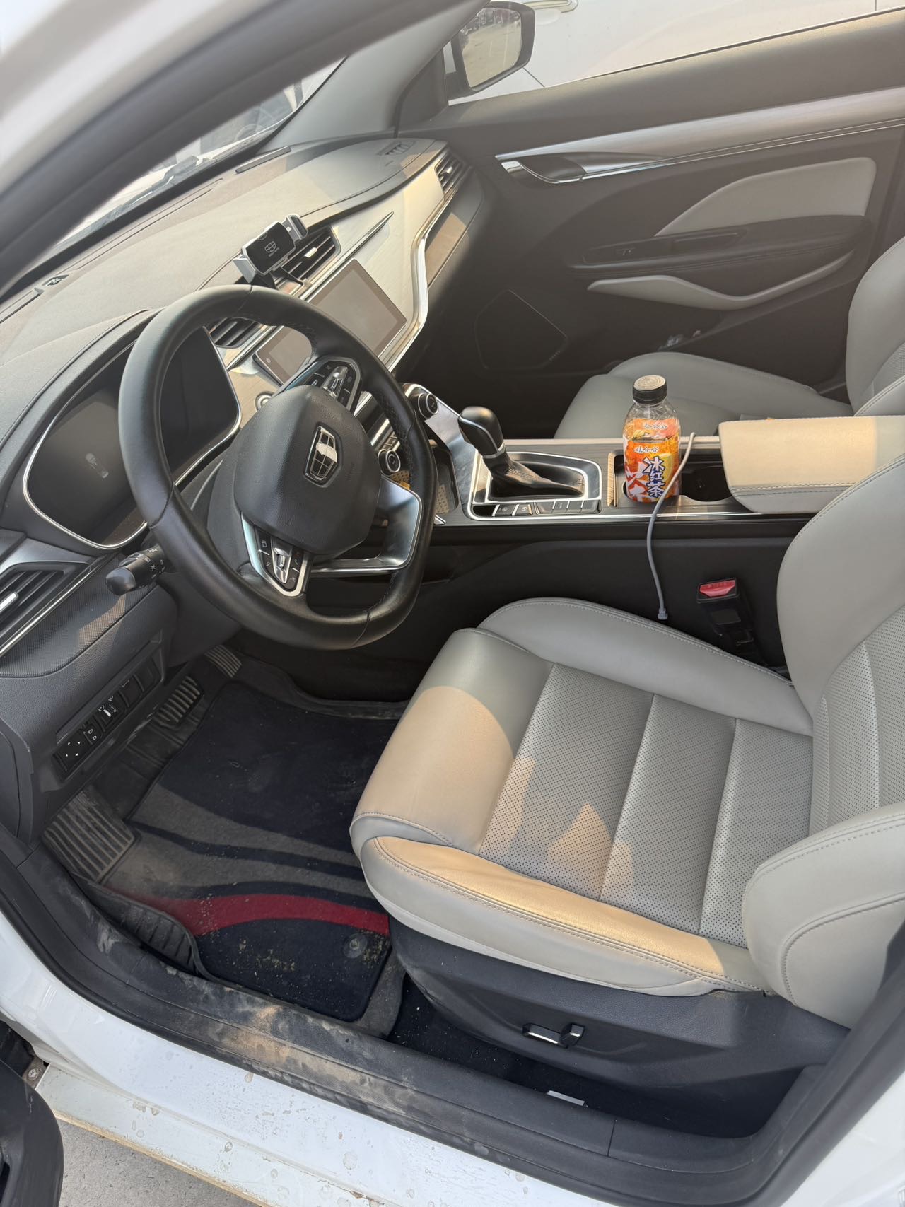 GEELY Binray 2018 car image #2