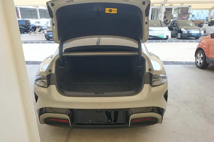 MI SU7 2025 car image #21