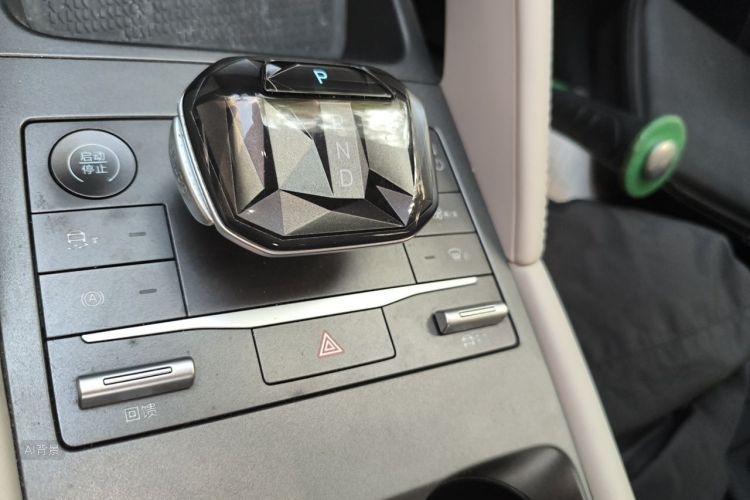 BYD YuanUP 2024 #16 BYD YuanUP 2024 imagen de coche #16