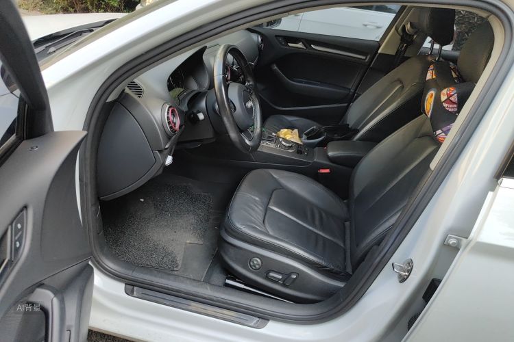 Audi A3 2015 car image #18