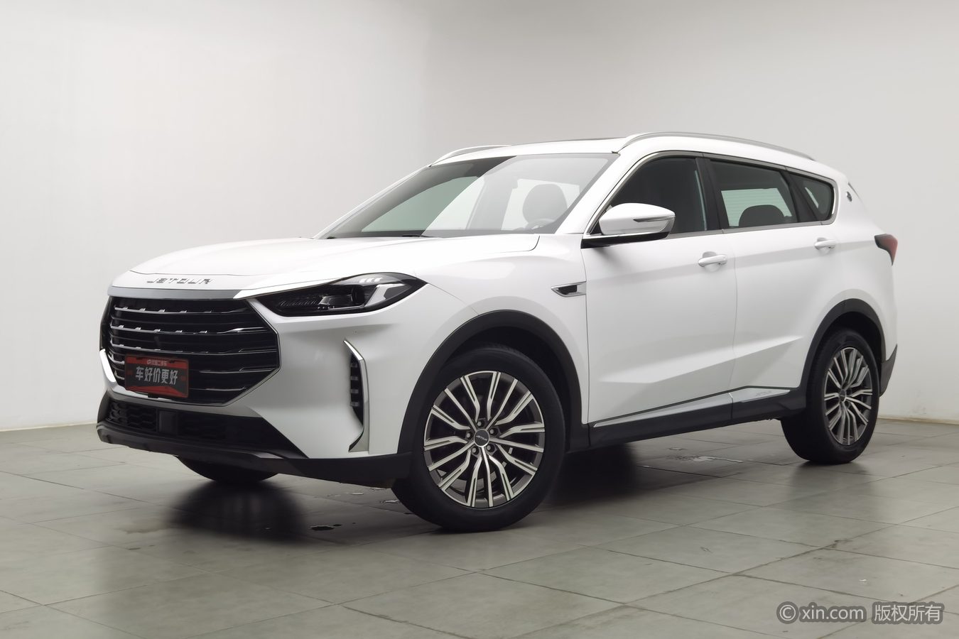 Jetour X70 PLUS 2024 car image #2