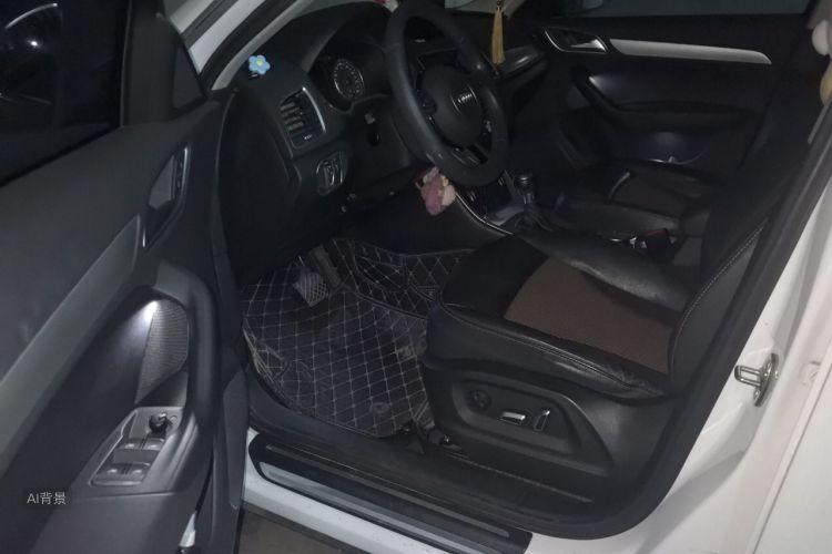 Audi Q3 2018 #18 Audi Q3 2018 car image #18