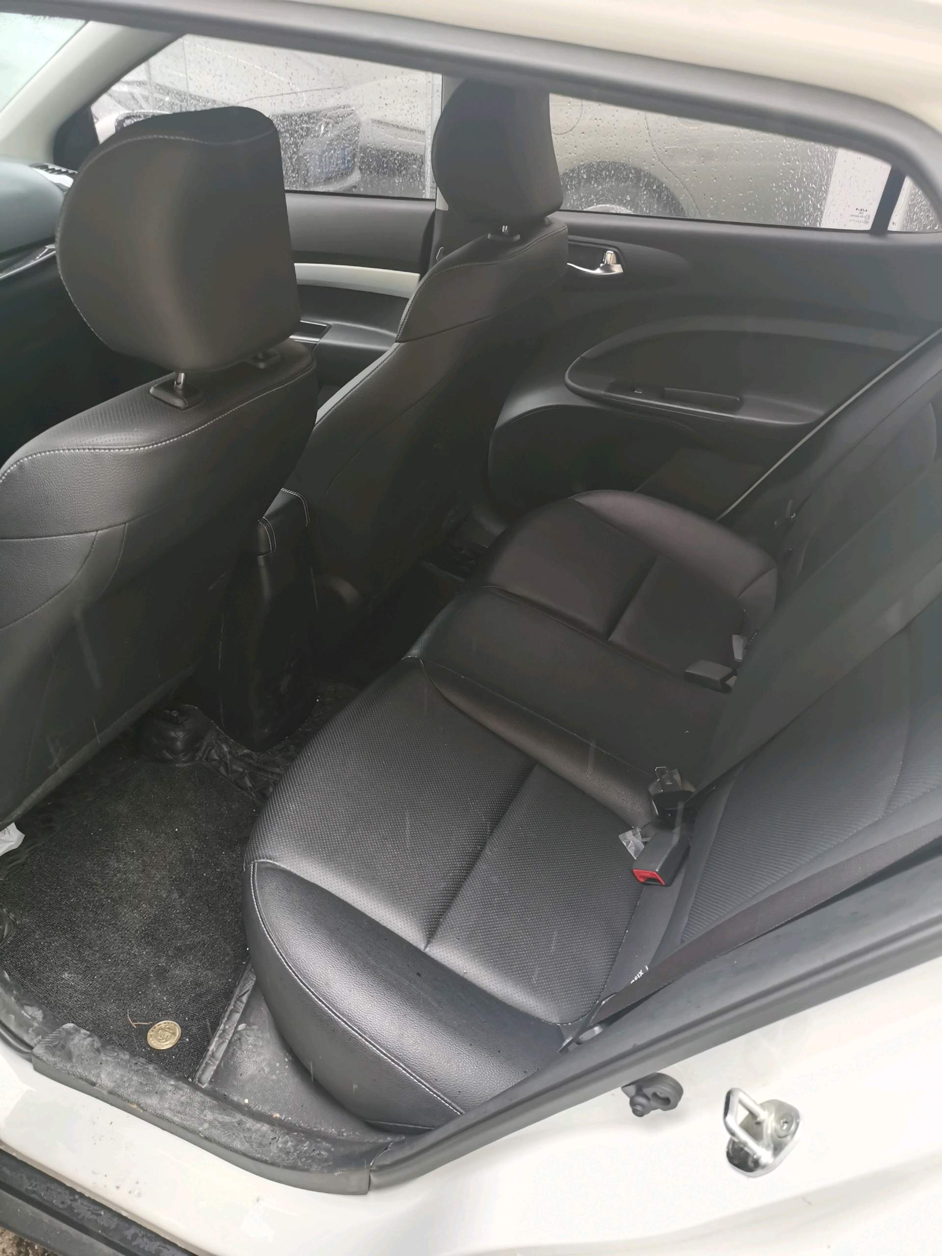 Kia KX1 2024 car image #4