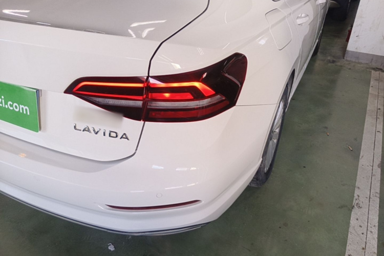 Volkswagen Lavida 2021 car image #8