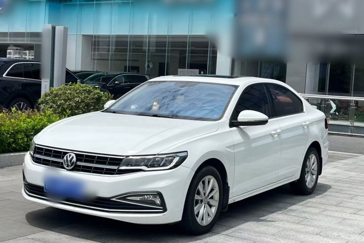 Volkswagen Bora 2019 car image #2