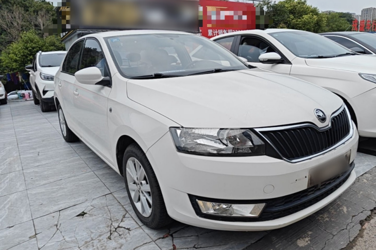 Skoda Rapid 2016 #4 Skoda Rapid 2016 car image #4