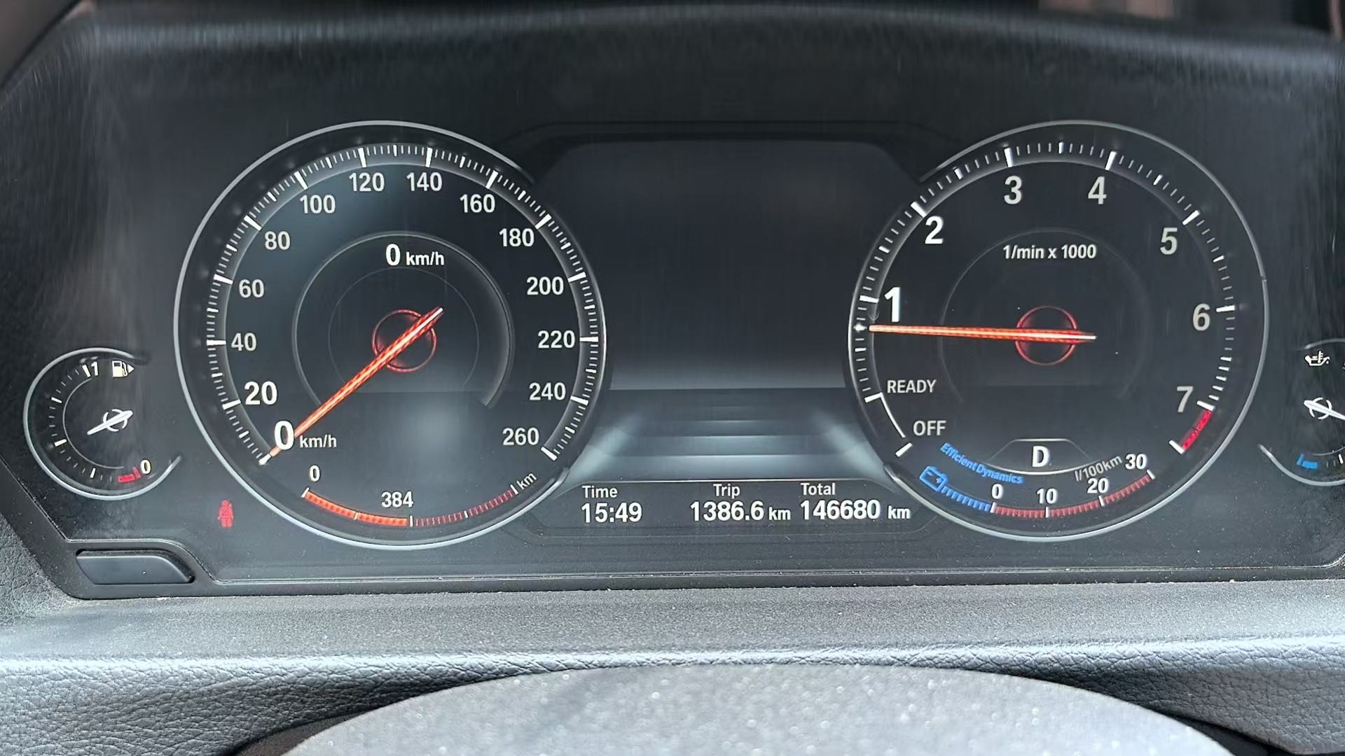 BMW 3 Series 2019 car image #10