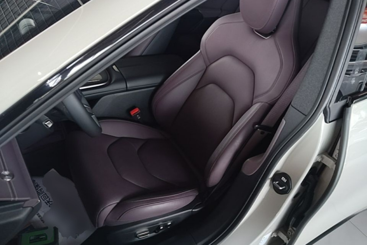 MI SU7 2025 car image #15