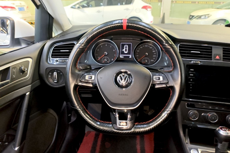 Volkswagen Golf 2020 #11 Volkswagen Golf 2020 car image #11