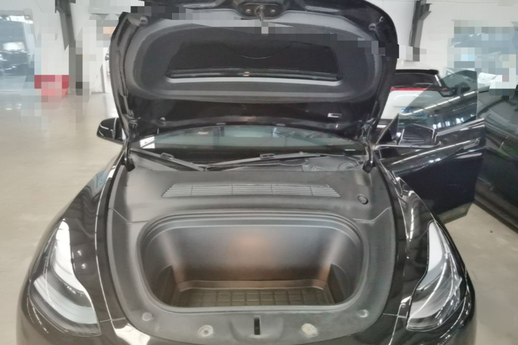 Tesla Model Y 2023 #28 Tesla Model Y 2023 car image #28