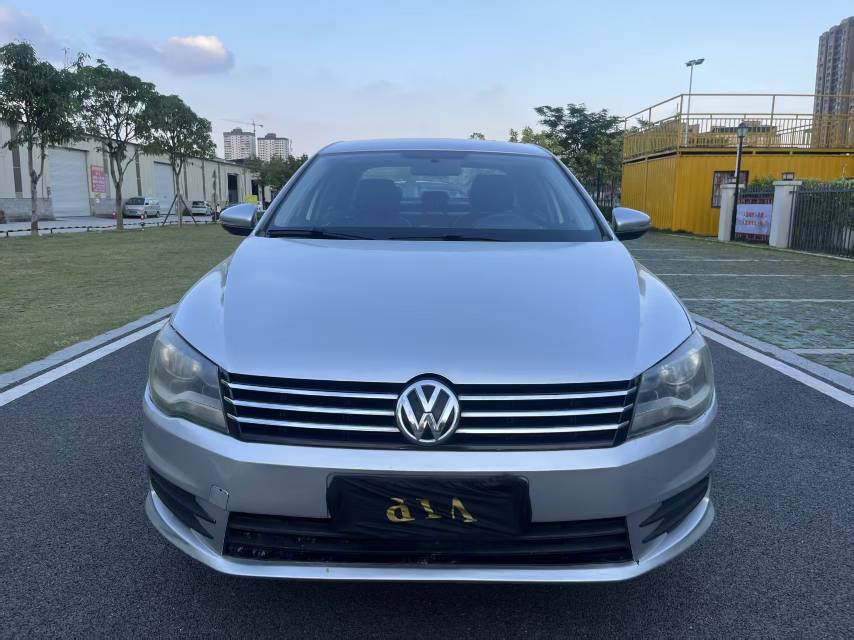 Volkswagen Bora 2013 car image #5