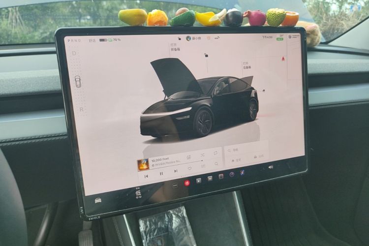 Tesla Model Y 2025 #17 Tesla Model Y 2025 car image #17