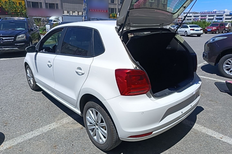 Volkswagen Polo 2014 #5 Volkswagen Polo 2014 car image #5