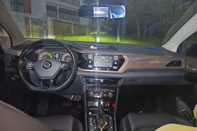Volkswagen Tharu 2019 #7 Volkswagen Tharu 2019 car image #7