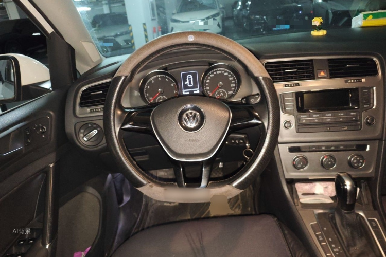 Volkswagen Golf 2015 car image #12