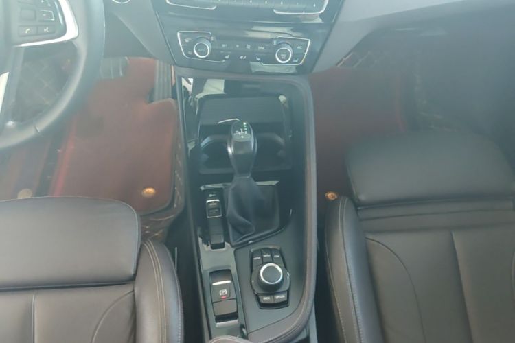 BMW X1 2019 car image #14