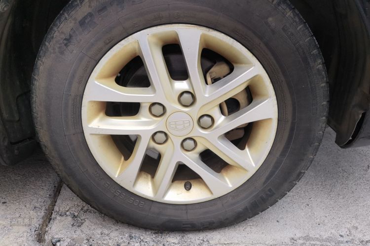 GEELY Emgrand 2016 car image #9