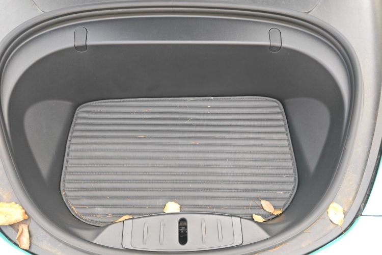 Tesla Model 3 2020 car image #22
