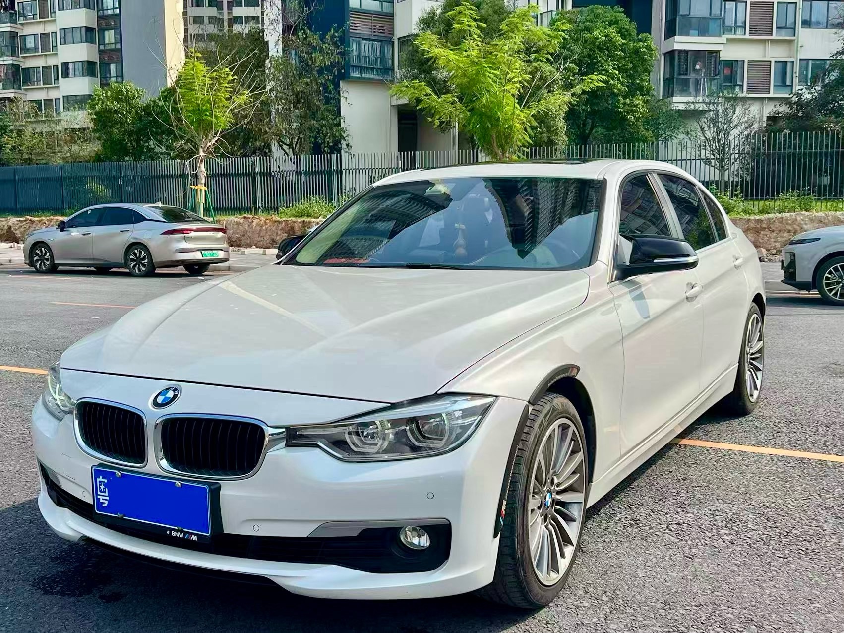2019 2019 car image