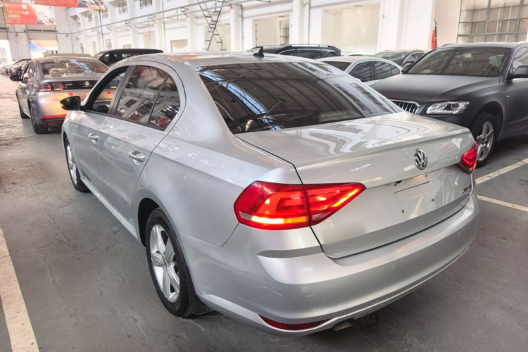 Volkswagen Lavida 2017 car image #7