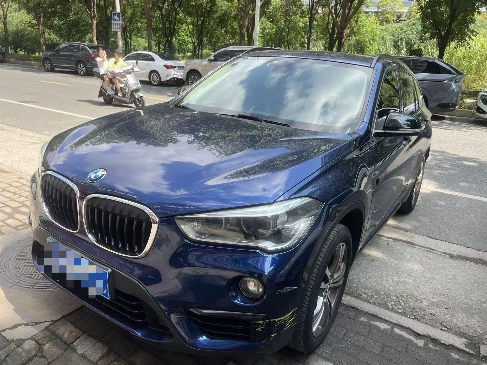2017 2017 car image