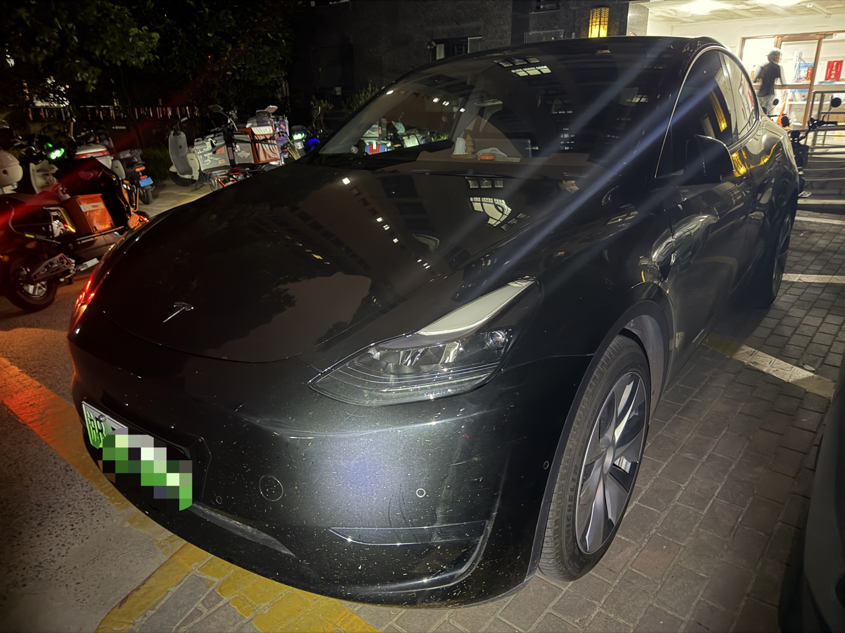 Tesla Model Y 2022 Tesla Model Y 2022 car image