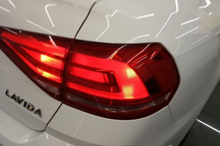 Volkswagen Lavida 2018 car image #8