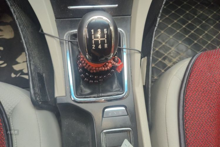GEELY Emgrand 2015 imagem de carro #16