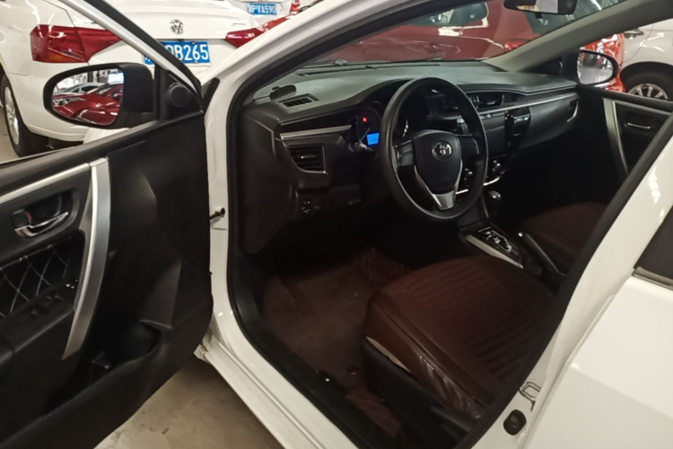 2016 #16 2016 car image #16