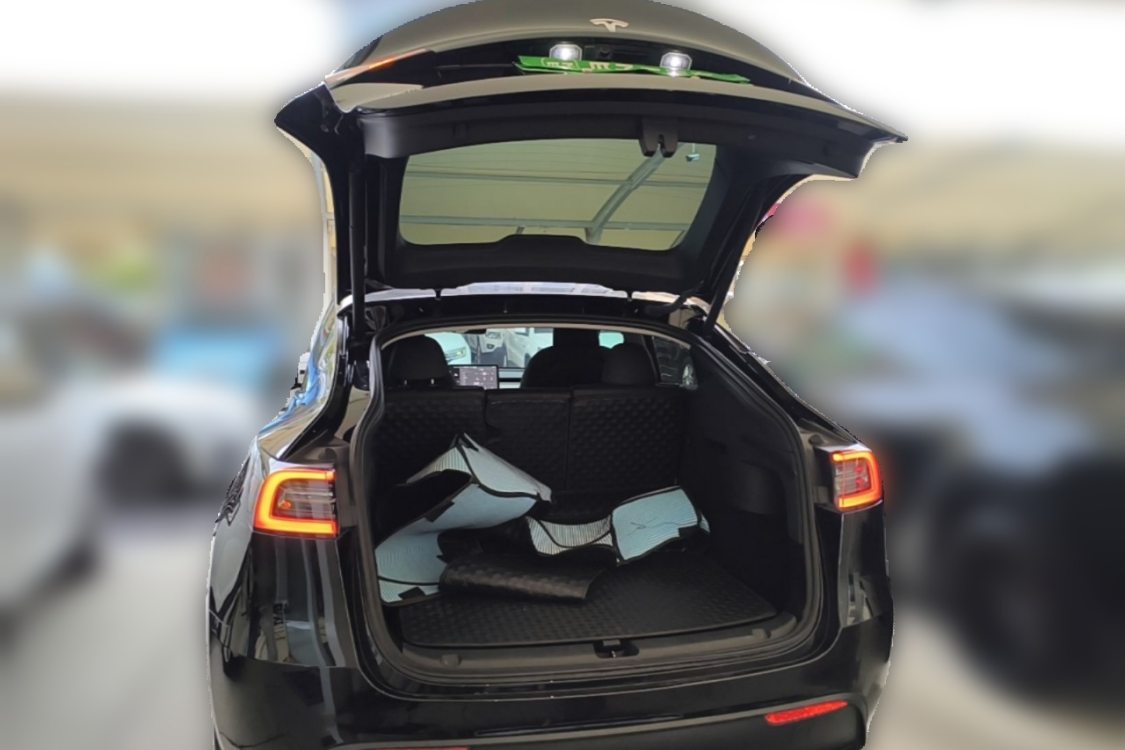 Tesla Model Y 2024 #5 Tesla Model Y 2024 immagine di auto #5